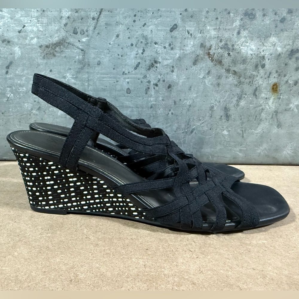 MPO Stretch Women's Black White Nerina Strappy Open Toe Sandals Wedge Heels 9.5